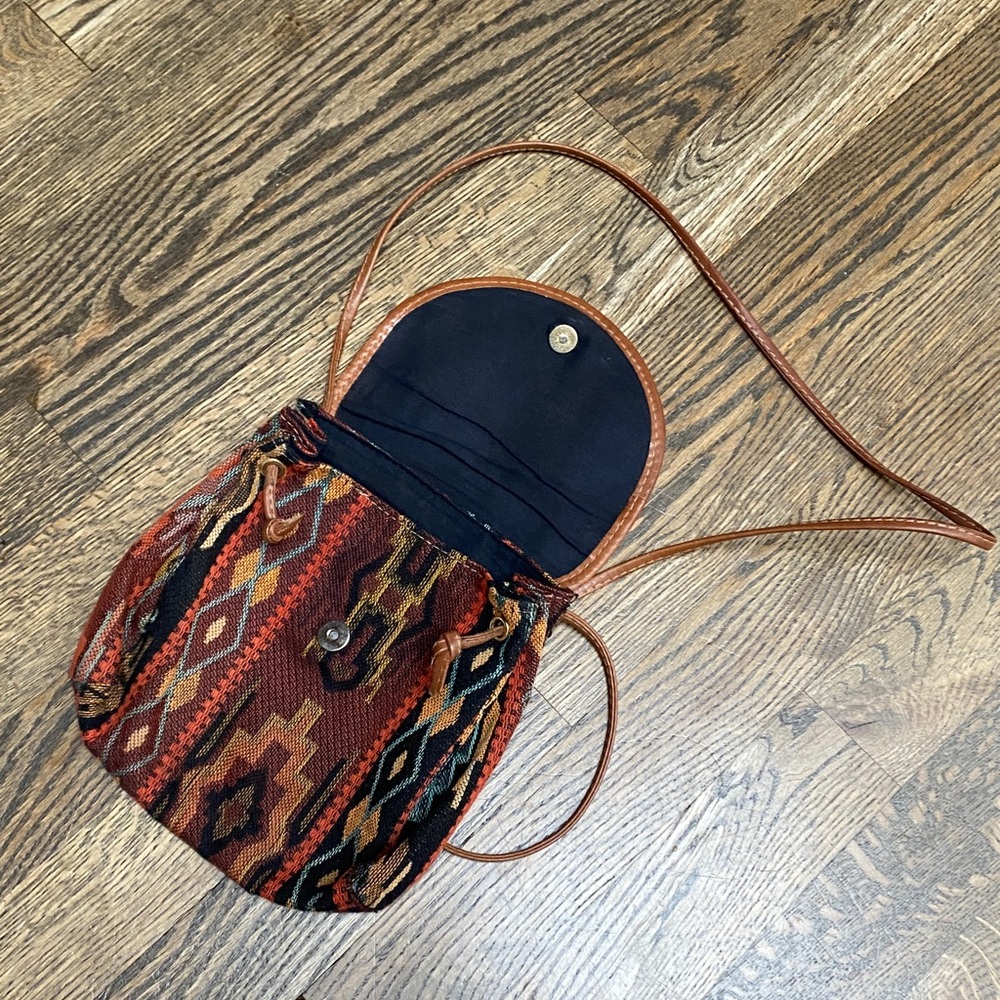 Stylish Brown And Kilim Multicolor Patterned Wome… - image 3